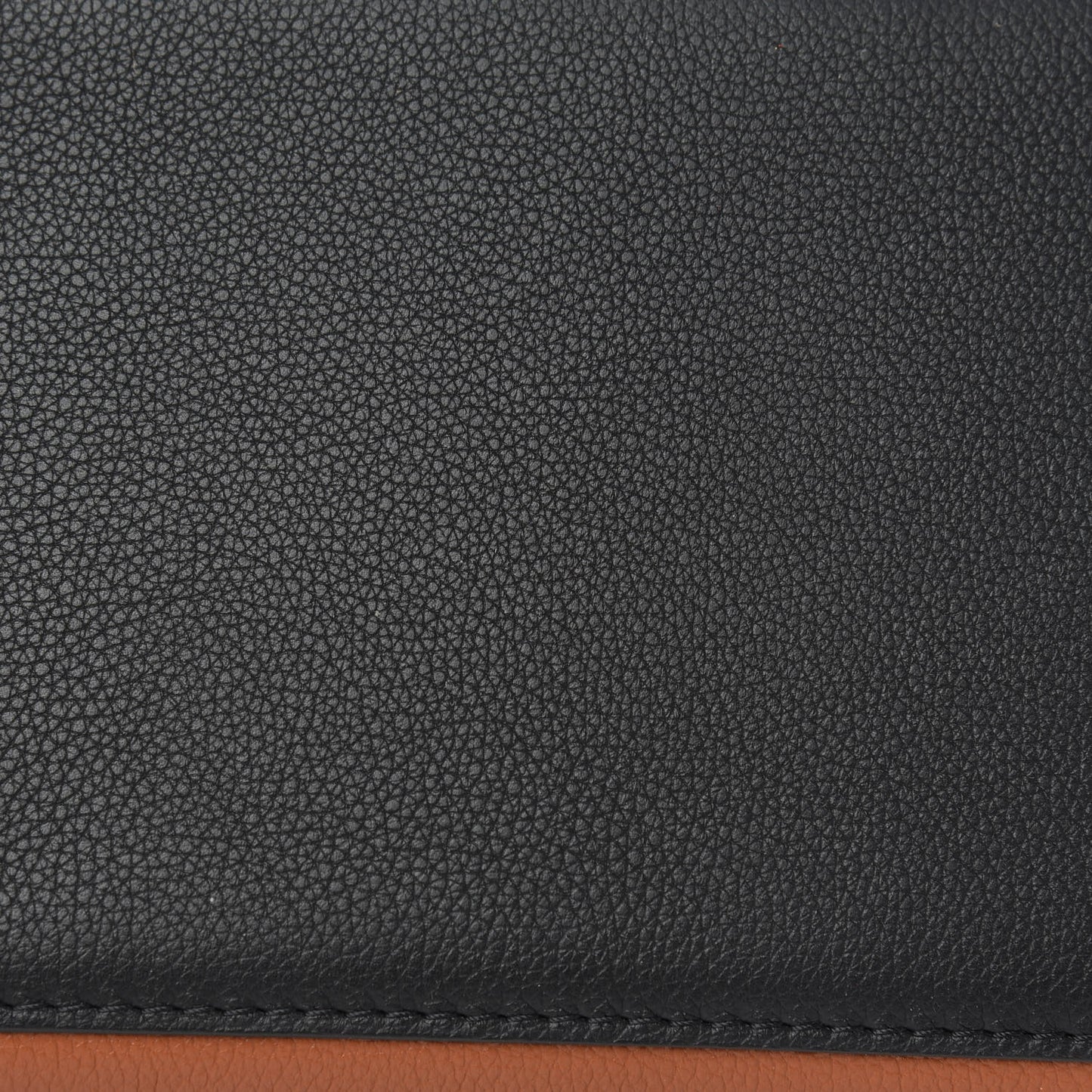 Soft Calfskin Lockme Ever Caramel Creme Black