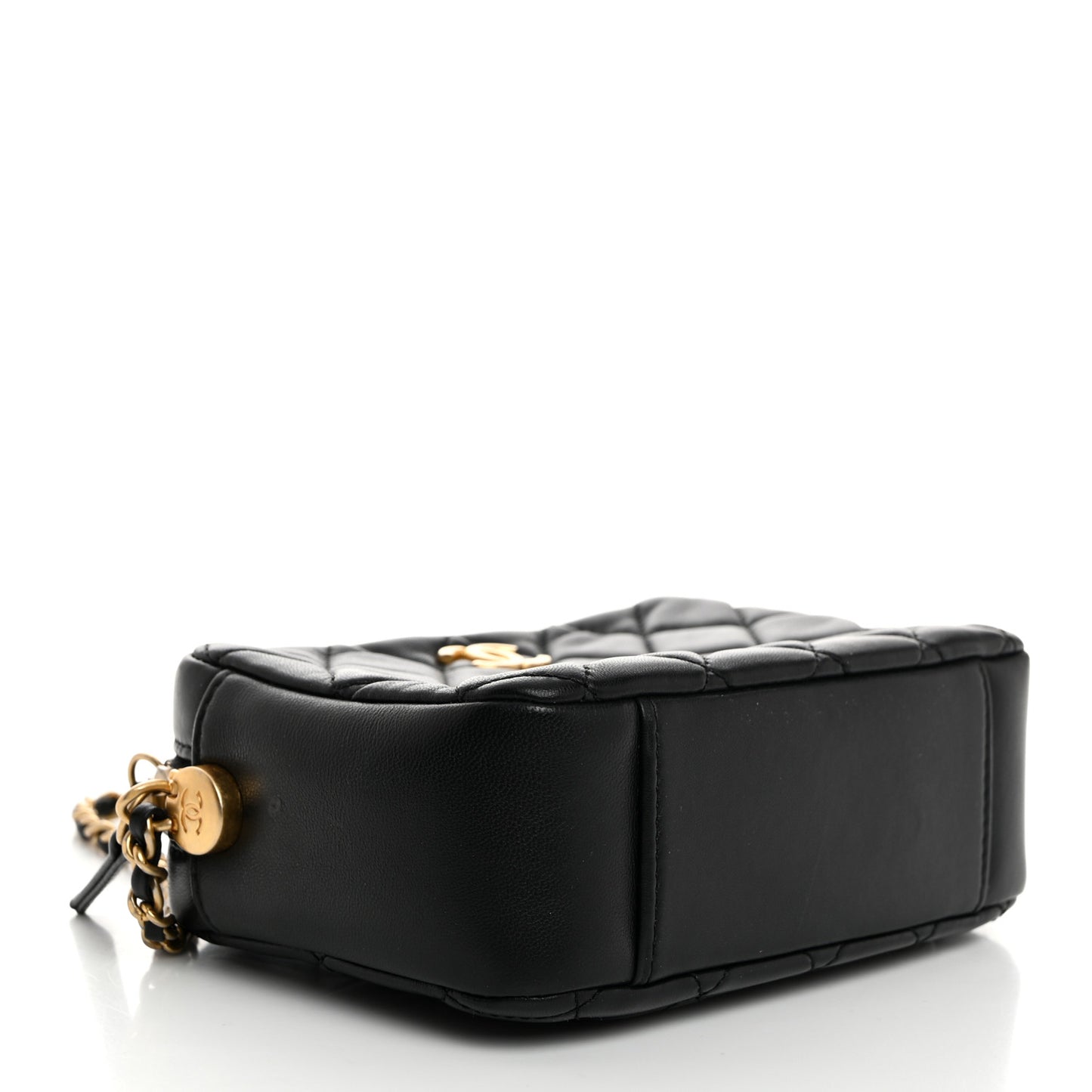 Lambskin Quilted CC Pearl Crush Camera Case Black