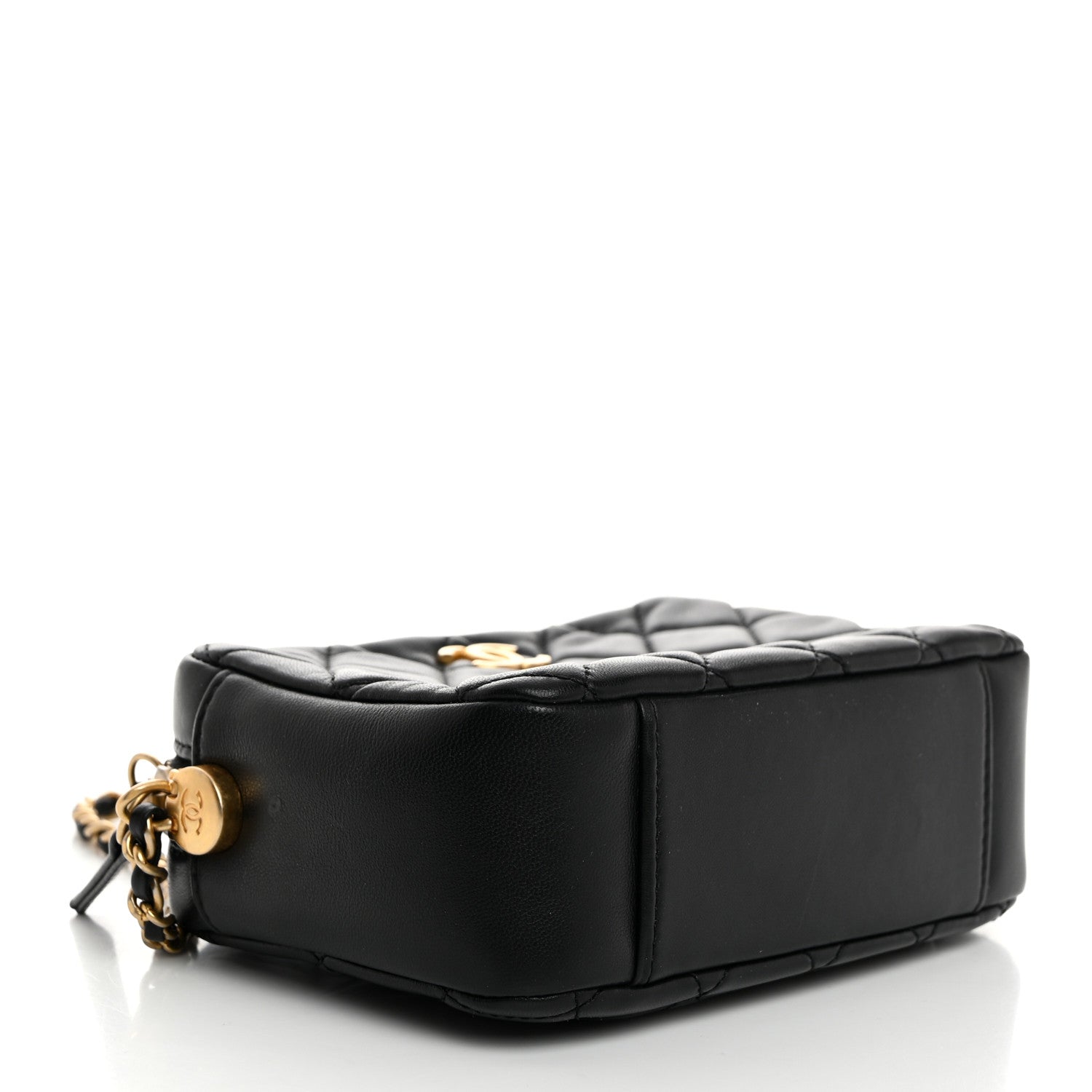 Chanel Lambskin Quilted CC Pearl Crush Camera Case Black 4 of 10