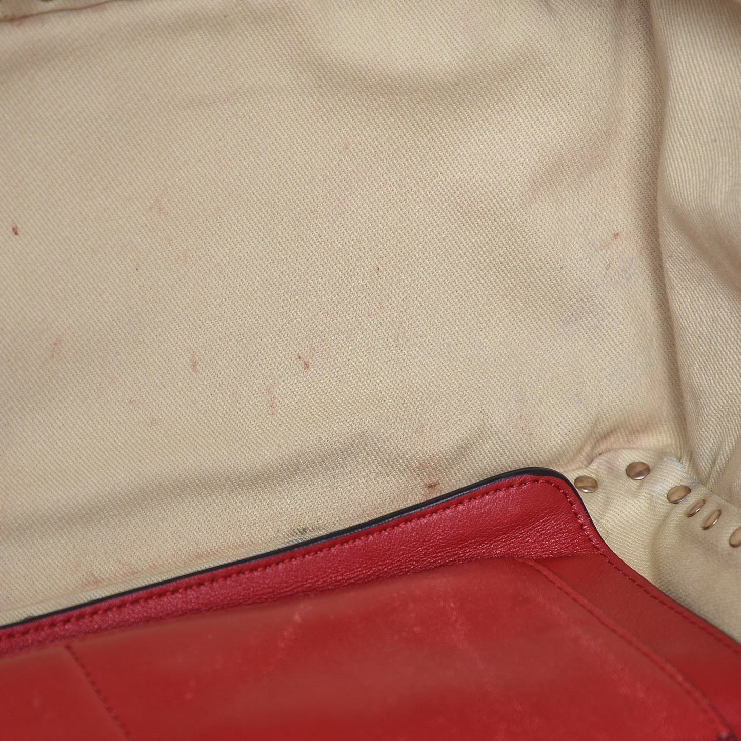 Vitello Medium Rockstud Tote Rosso Valentino