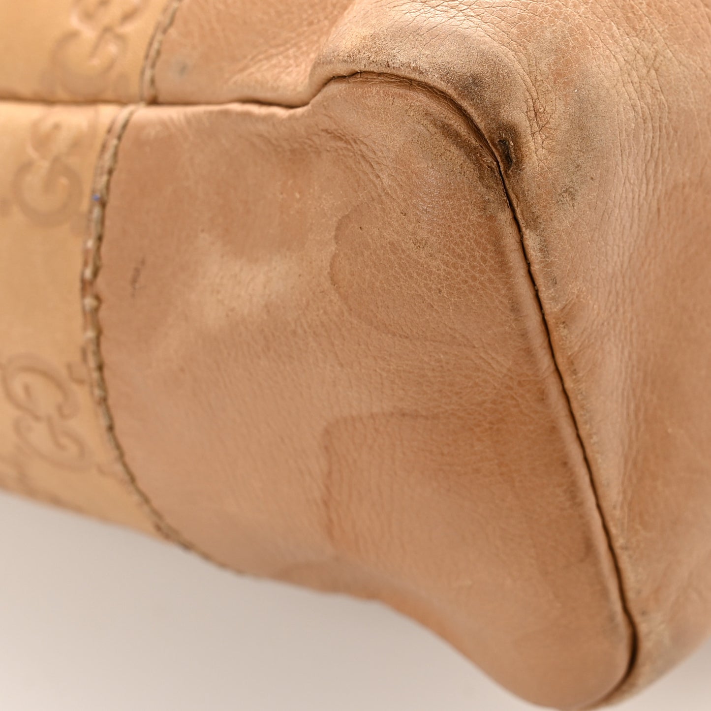 Guccissima Messenger Bag Camelia