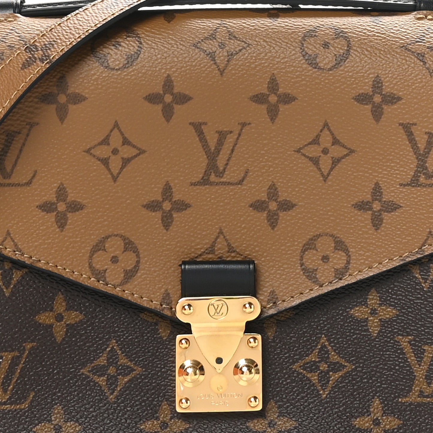 Reverse Monogram Pochette Metis