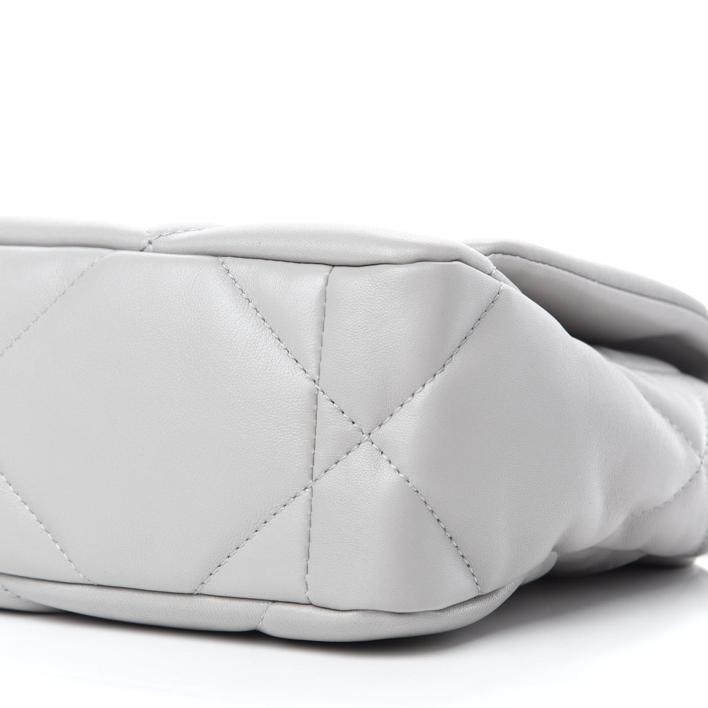 Lambskin Quilted Medium Chanel 19 Flap Grey