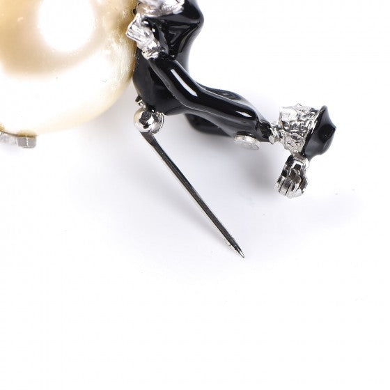 Pearl Resin Coco Brooch Black Ivory