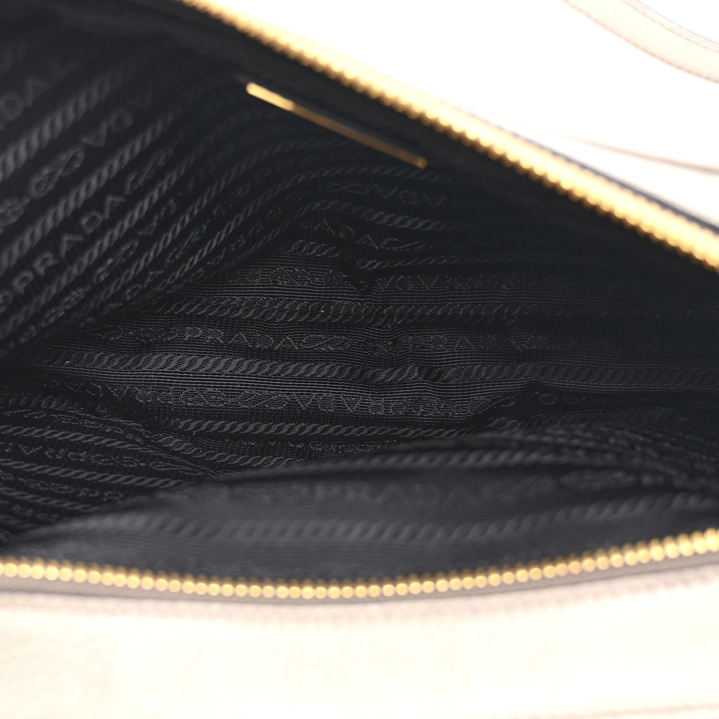 Vitello Phenix Camera Bag Argilla