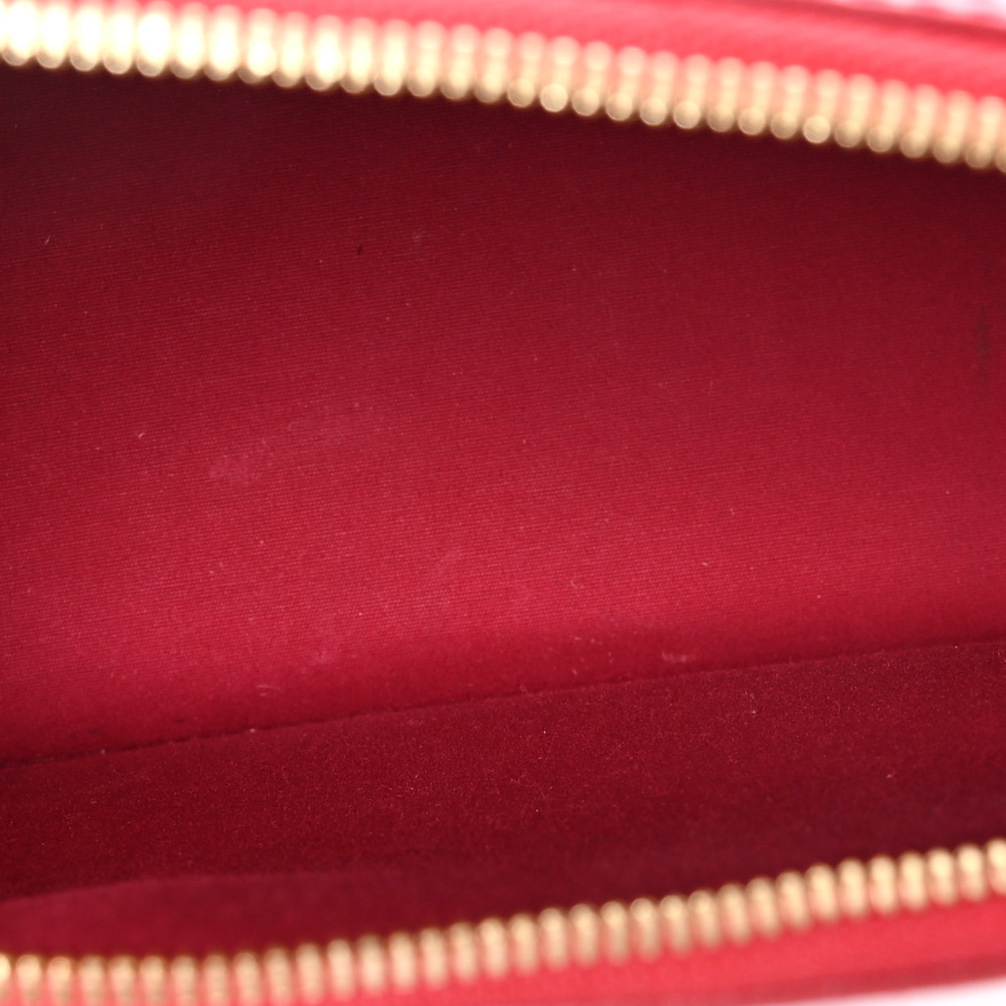 Vernis Alma PM Cherry