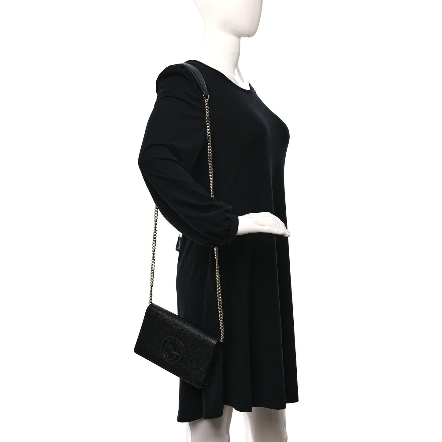 Pebbled Calfskin Soho Wallet On Chain Black