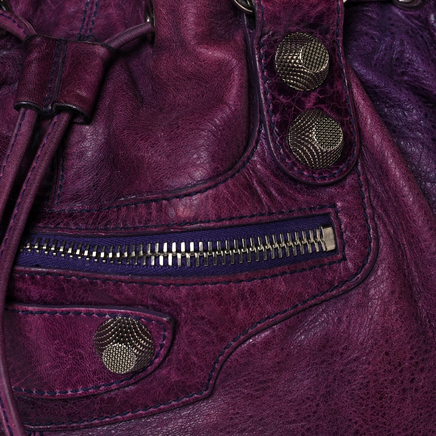 Agneau Giant 21 Silver Hardware Pompon Raisin