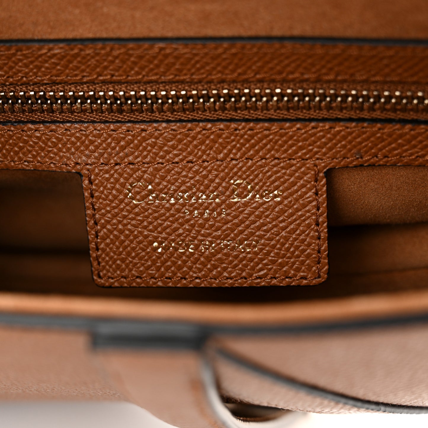 Grained Calfskin Saddle Bag With Strap Camello