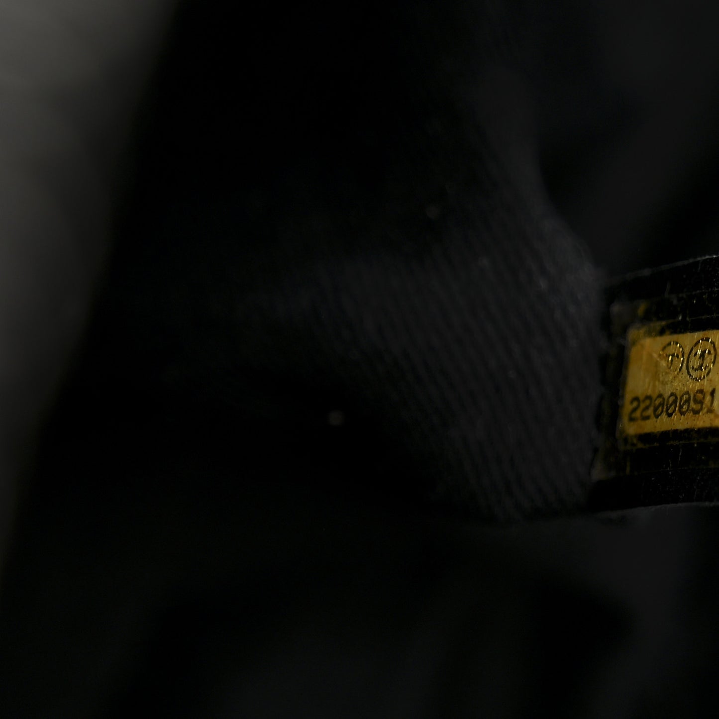 Grained Vegetal Calfskin Small Urban Shopping Tote Black