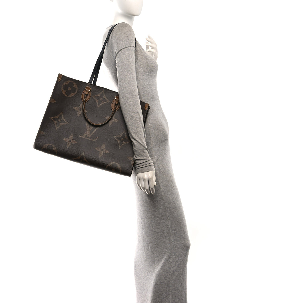 Louis Vuitton Reverse Monogram Giant Onthego GM 2 of 9