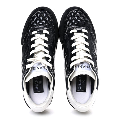 Chanel Calfskin Suede Quilted Womens Logo Sneakers 39 Black White 2 of 11
