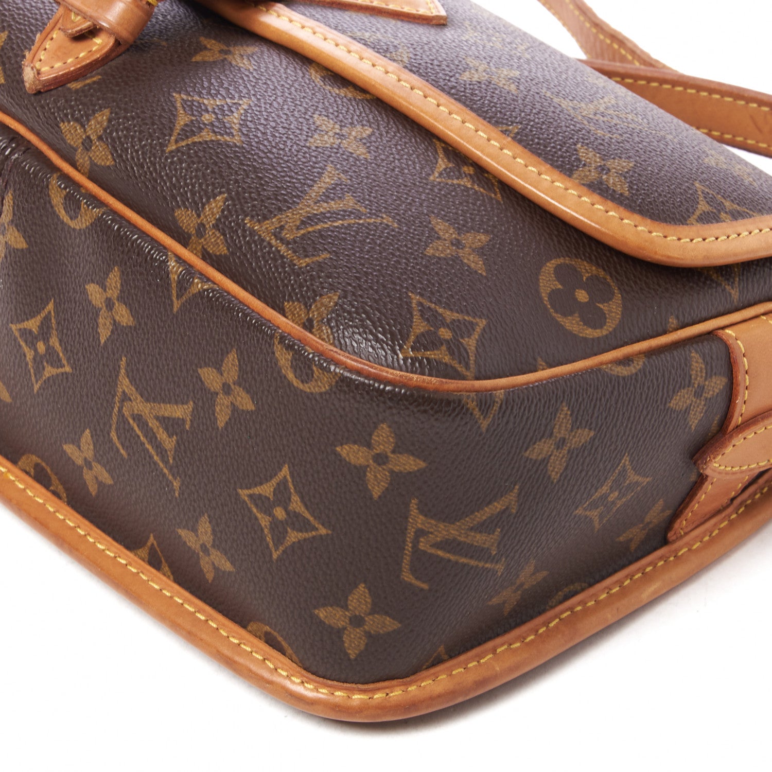 Louis Vuitton Monogram Sologne 4 of 8