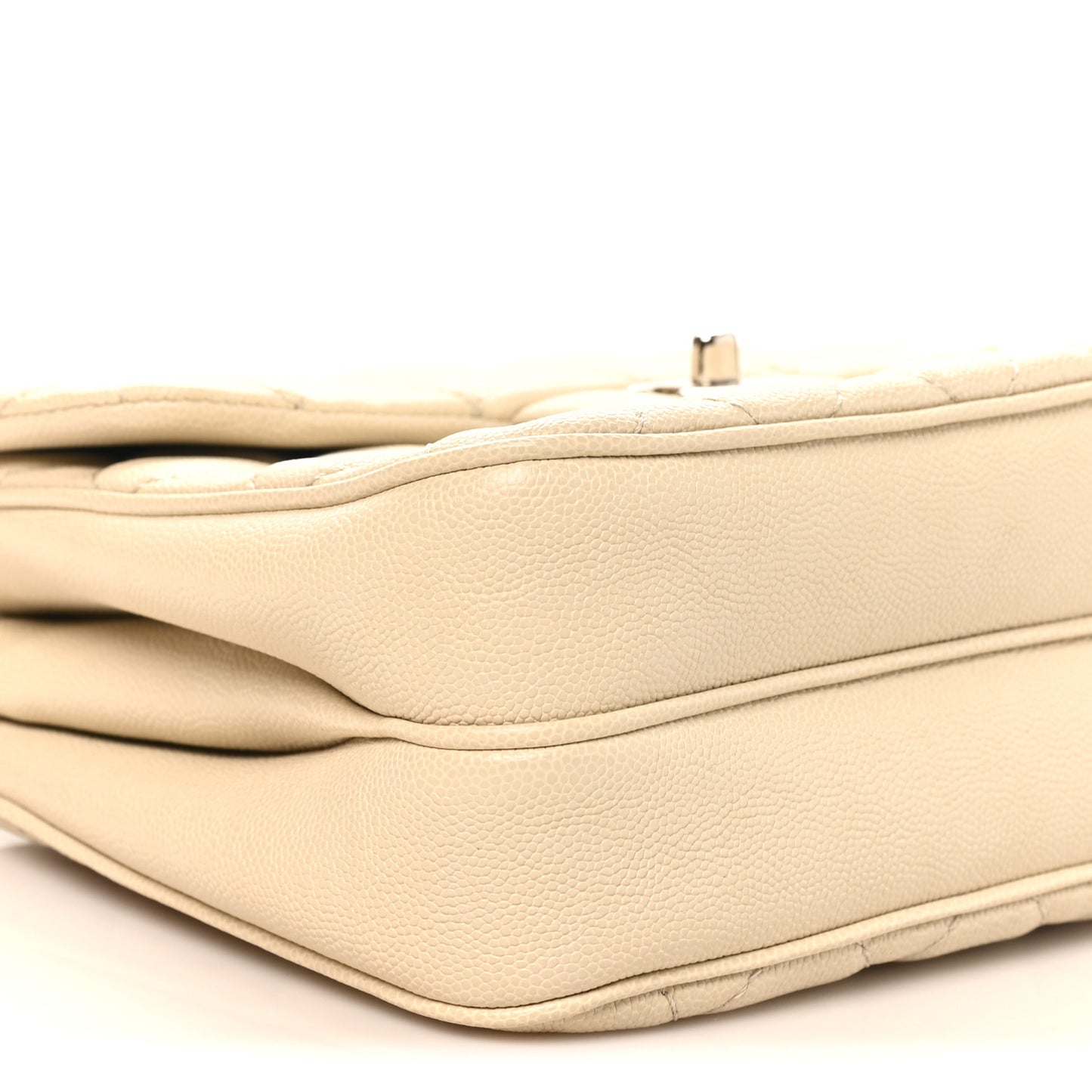 Caviar Quilted Medium Urban Companion Flap Ivory