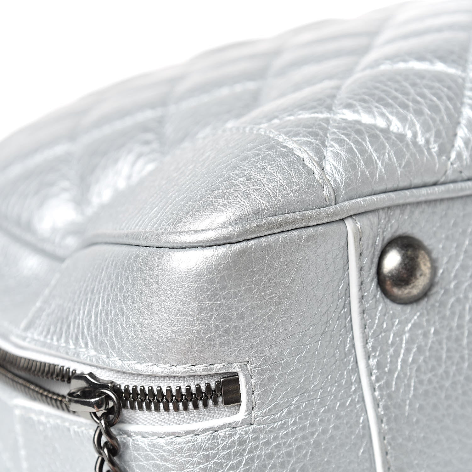 Chanel Metallic Calfskin Quilted Large Airlines Round Trip Bowling Bag Silver 10 of 14