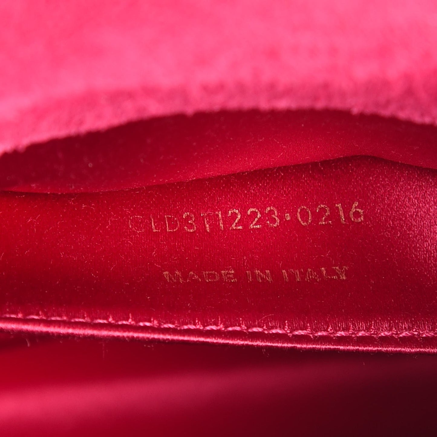 Patent Large Belle De Jour Clutch Fuchsia