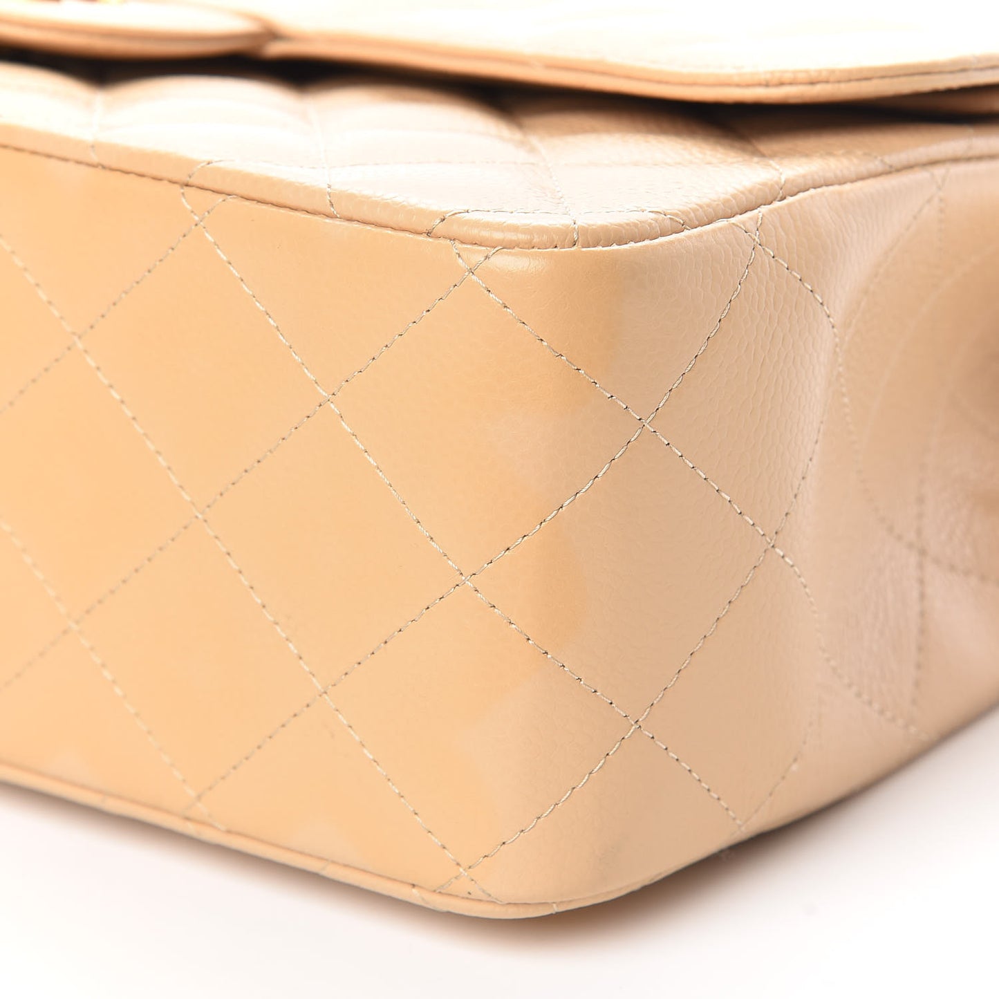 Caviar Quilted Jumbo Double Flap Beige Clair