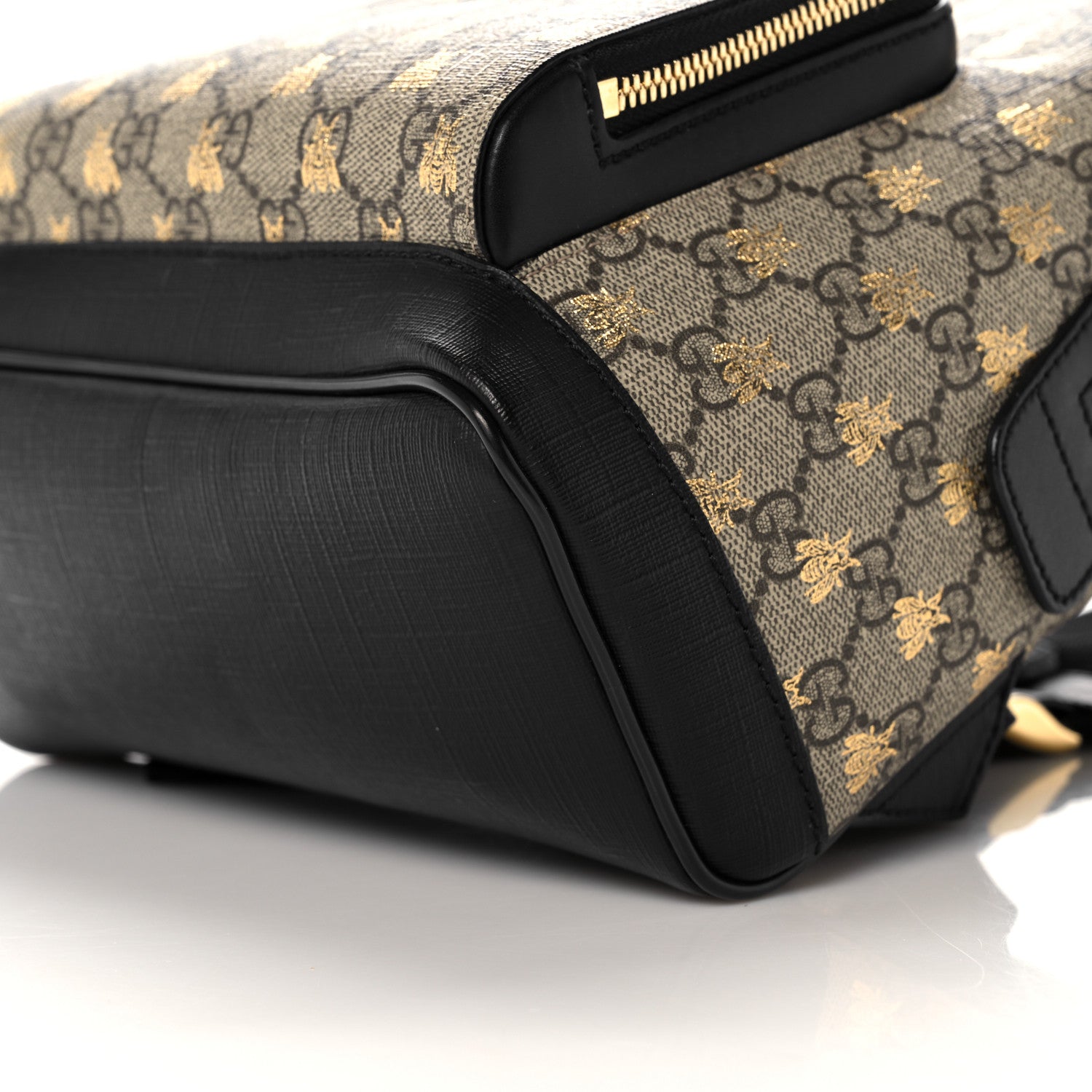 Gucci GG Supreme Monogram Bees Print Small Day Backpack Beige Oro Black 11 of 17