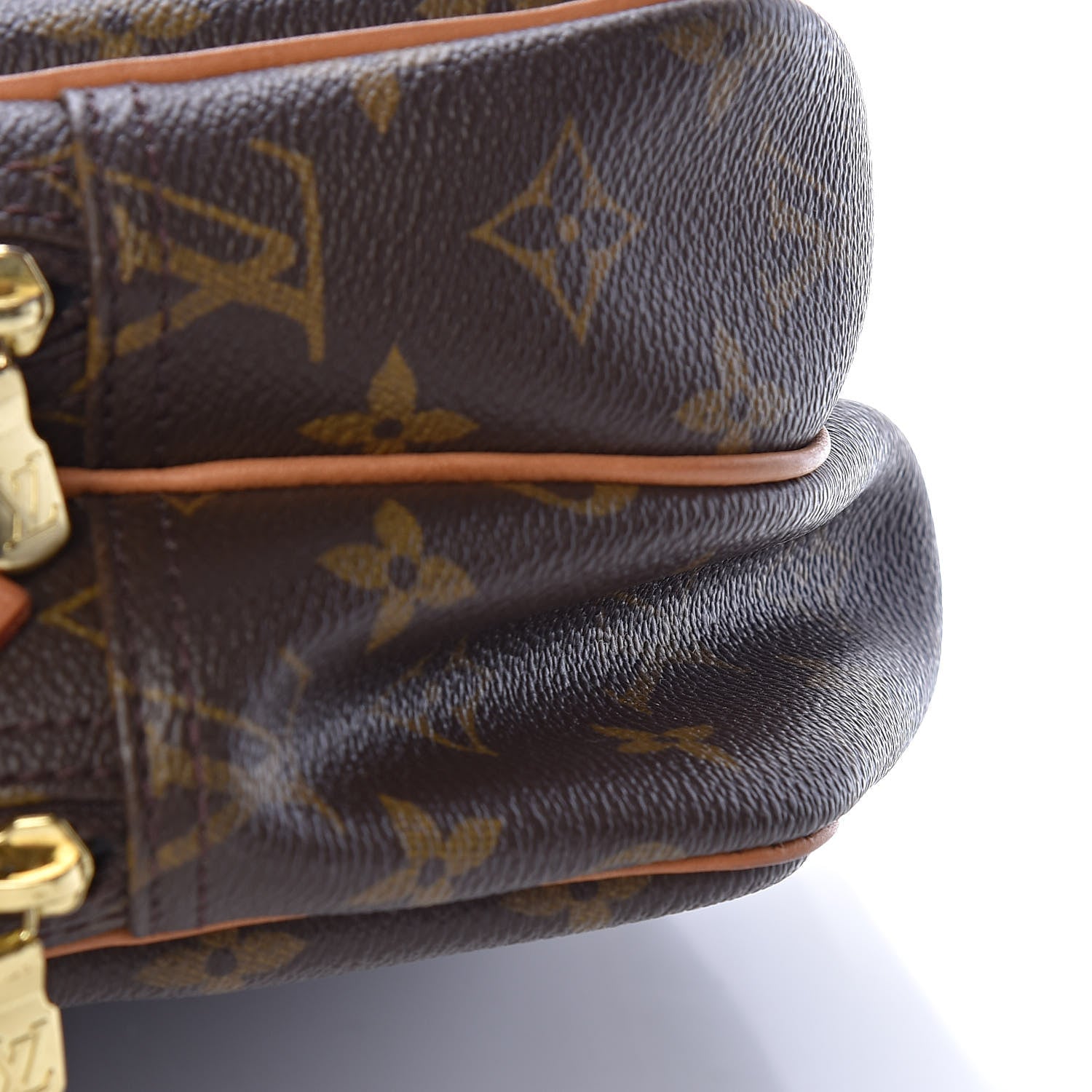 Louis Vuitton Monogram Reporter PM 14 of 15
