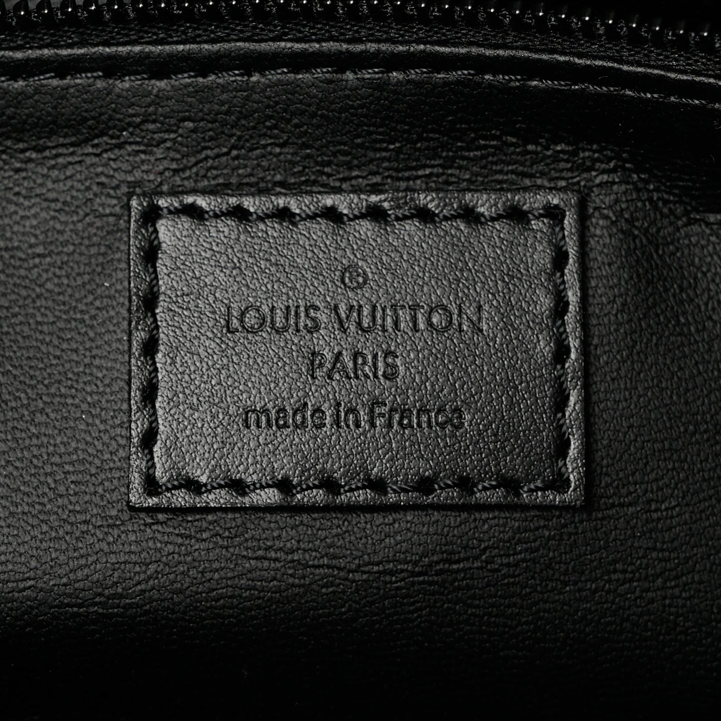 Taurillon Dopp Kit Black