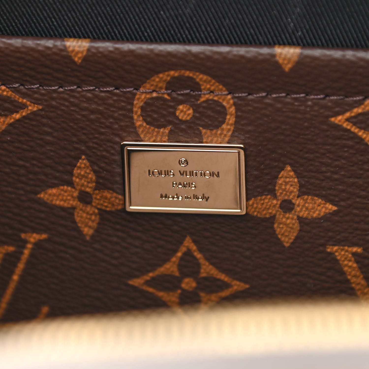 Louis Vuitton Patent Miroir Venice Gris Metal 6 of 9