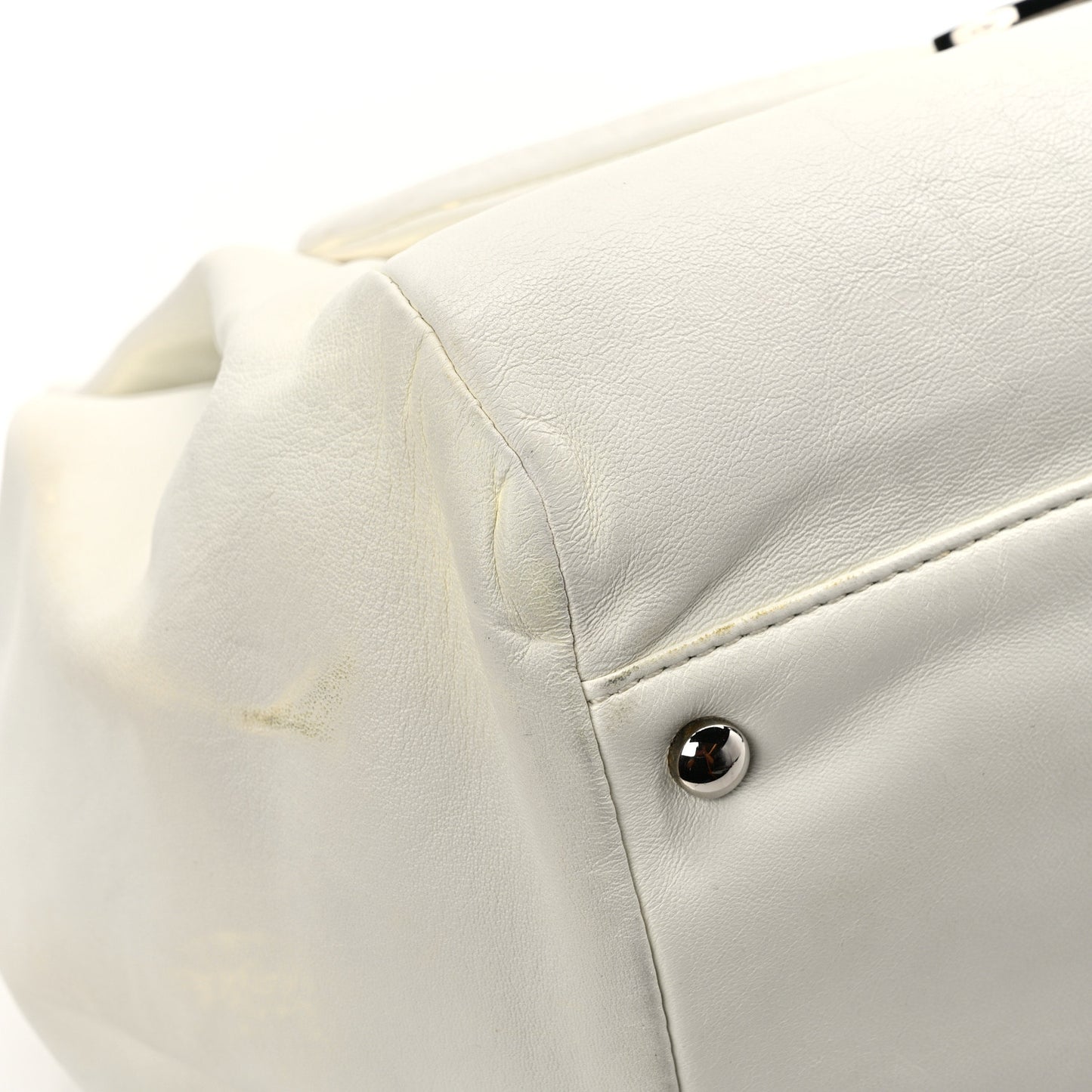 Lambskin Sensual Accordion Flap White