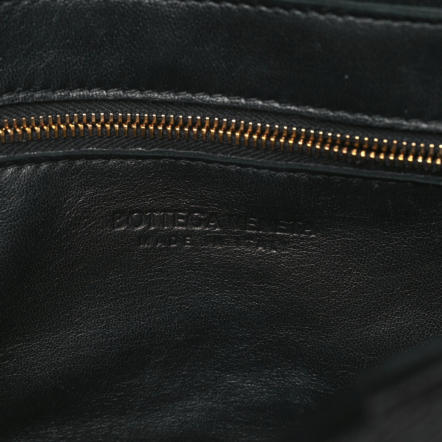 Grained Calfskin Maxi Intrecciato Cassette Crossbody Bag Black