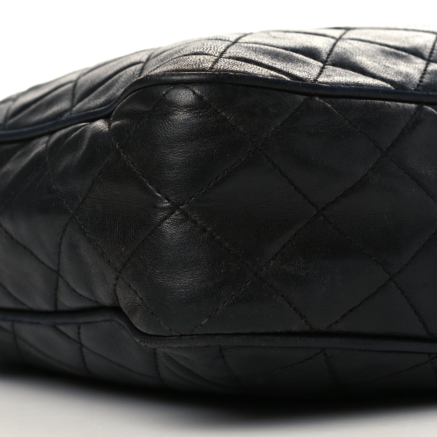 Lambskin Quilted CC Tassel Camera Case Black