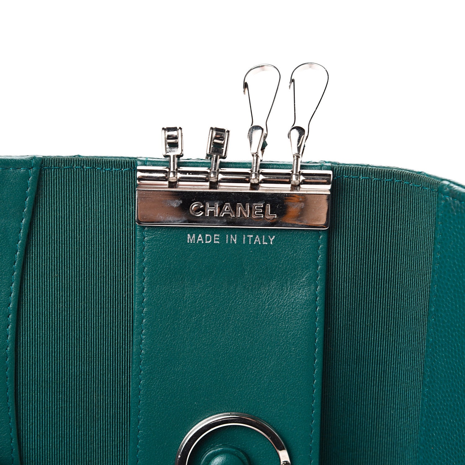 Chanel Metallic Caviar Quilted 6 Key Holder Green 6 of 9