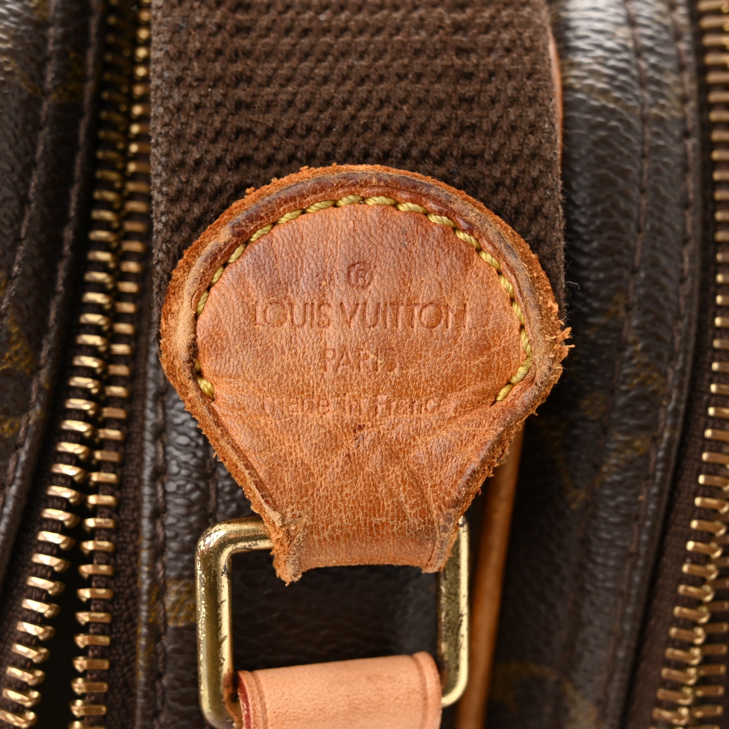 Louis Vuitton Monogram Reporter PM 7 of 15