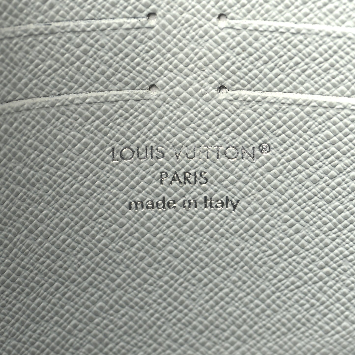 Monogram Pochette Voyage Gradient Grey