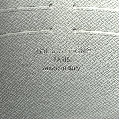 Louis Vuitton Monogram Pochette Voyage Gradient Grey 6 of 8