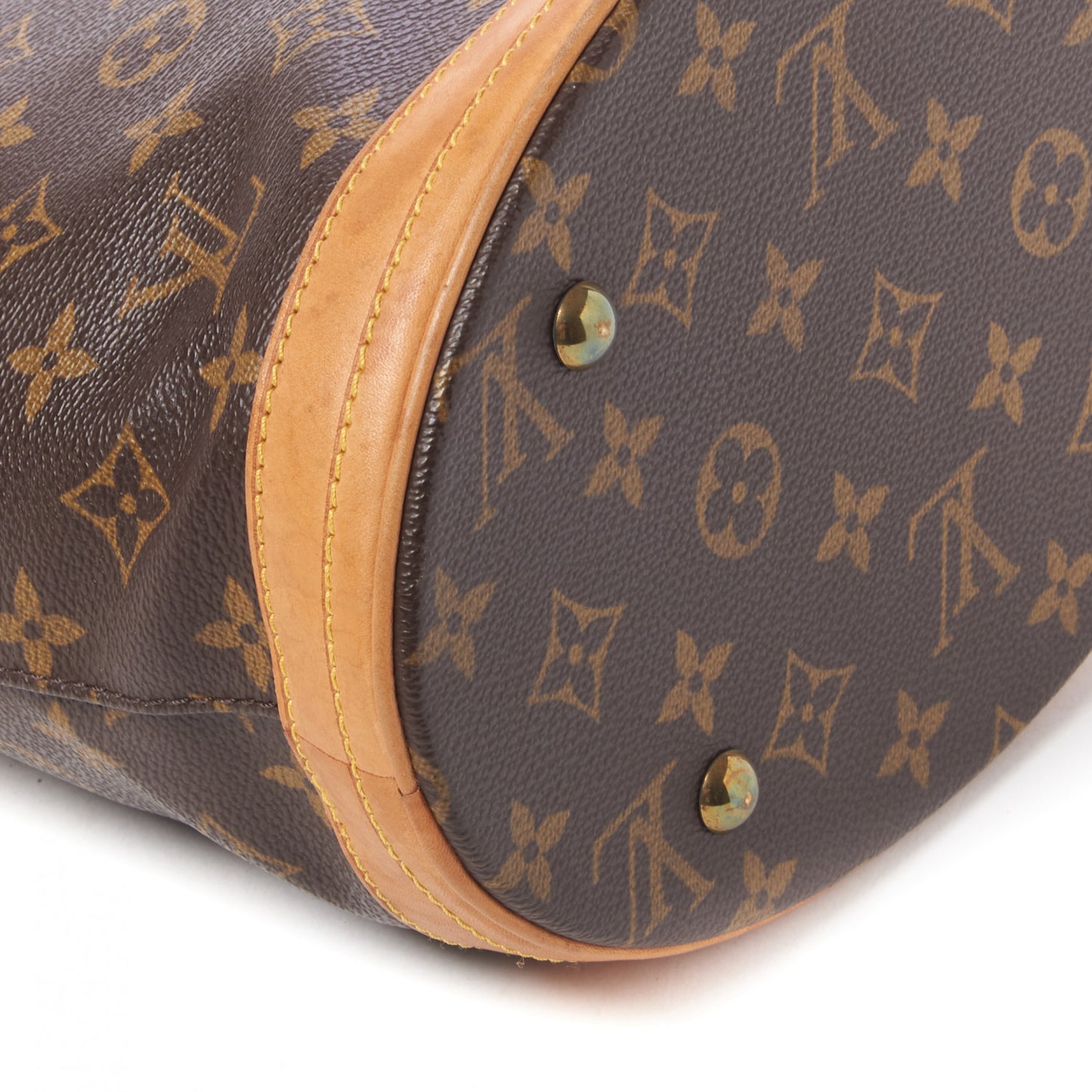 Monogram Petit Bucket 23