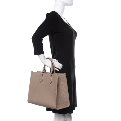 Louis Vuitton Empreinte Monogram Giant Onthego MM Tourterelle 3 of 11