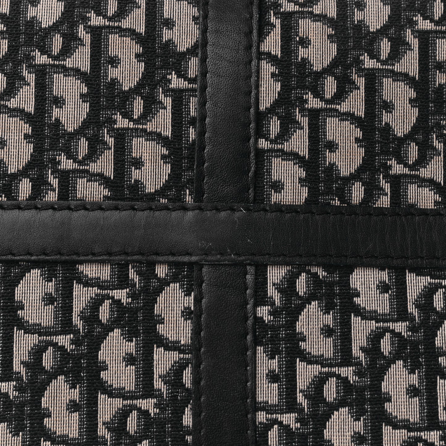 Monogram Duffle Black
