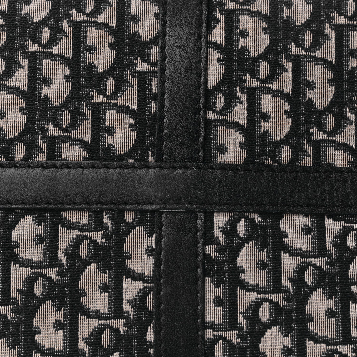 Christian Dior Monogram Duffle Black 22 of 33