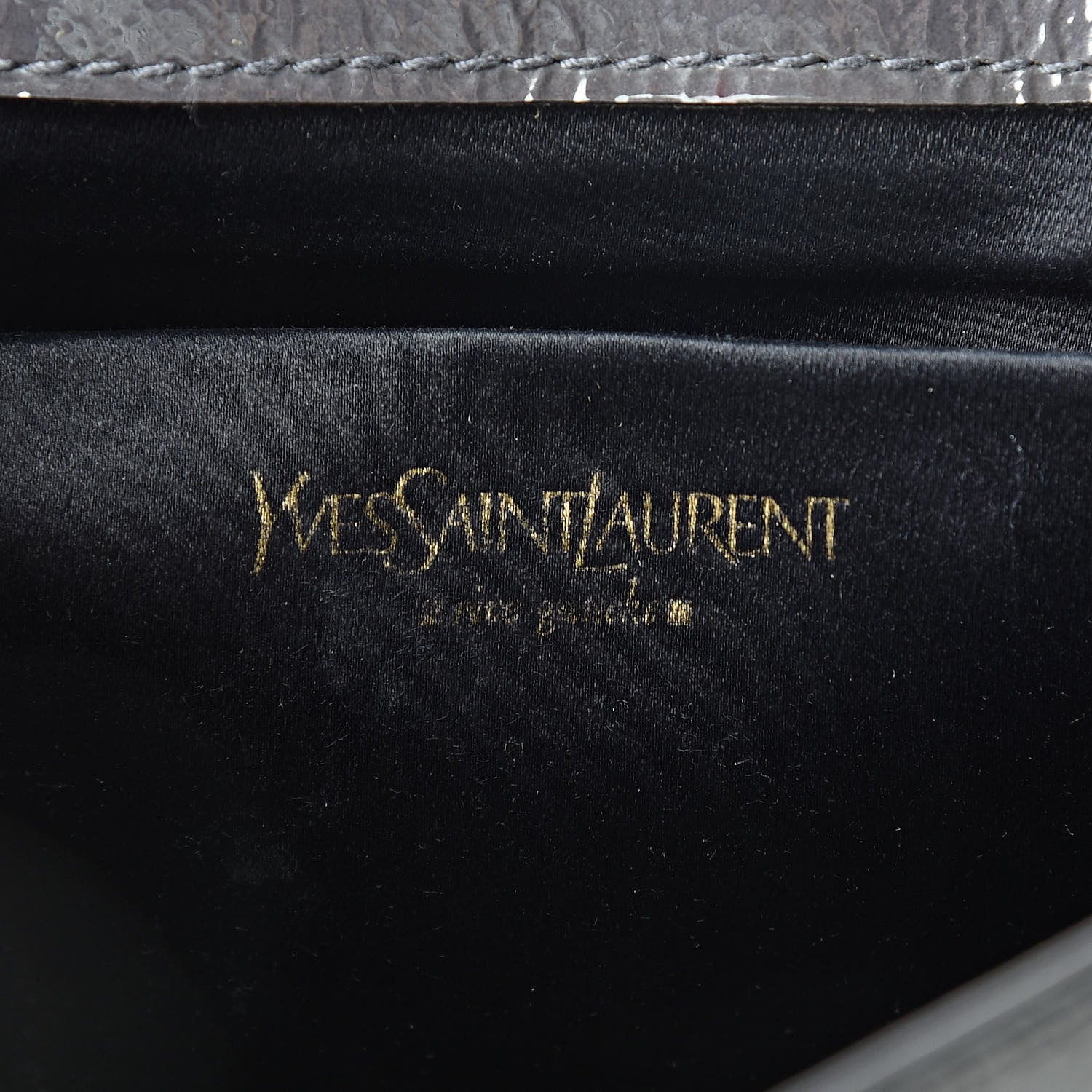 Saint Laurent Textured Patent Monogram Large Belle De Jour Clutch Grey 6 of 11