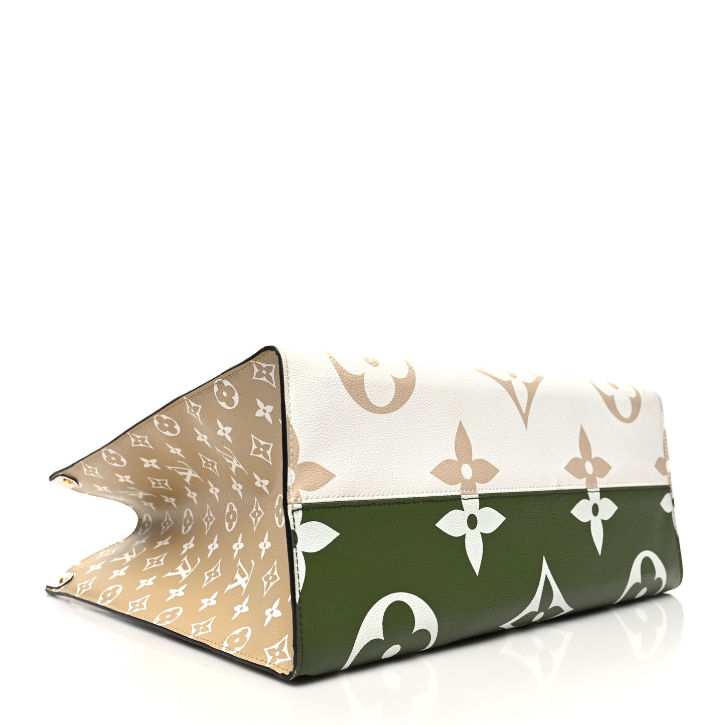 Monogram Giant Onthego GM Kaki Beige