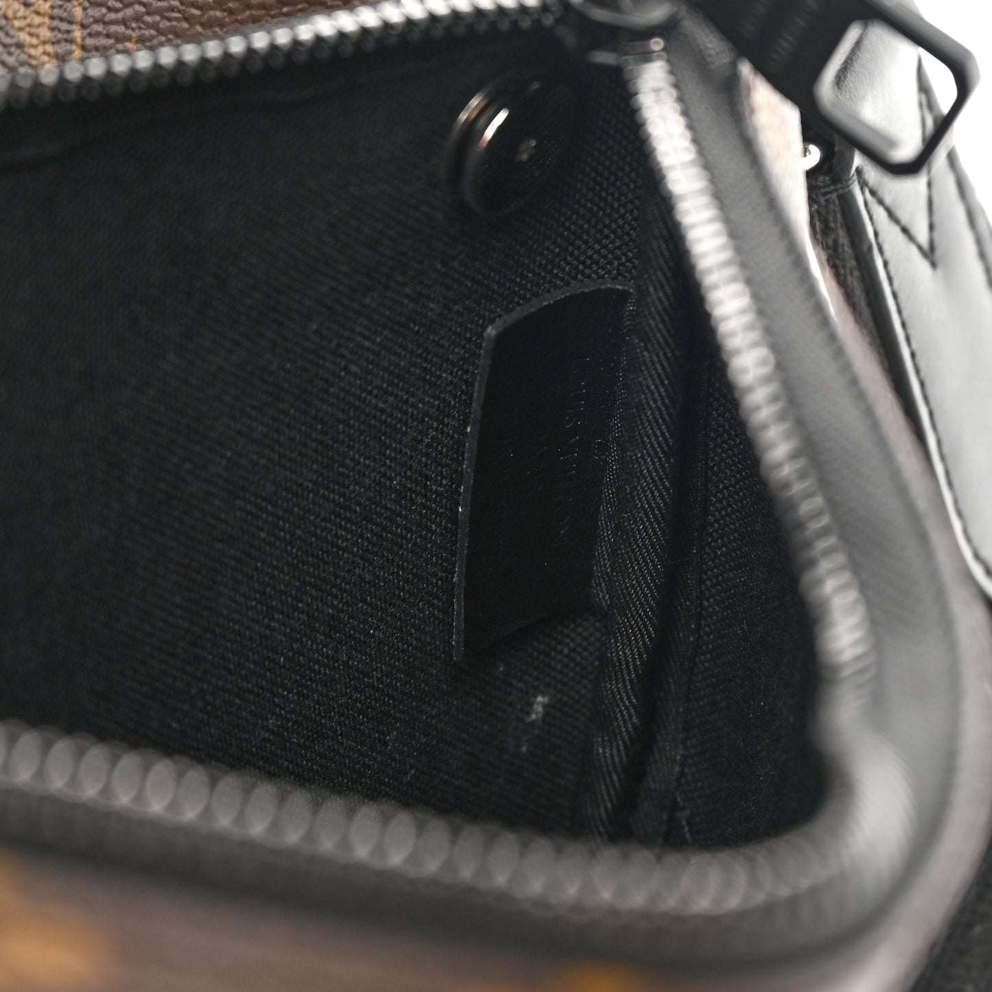Monogram Macassar Trio Messenger Purple
