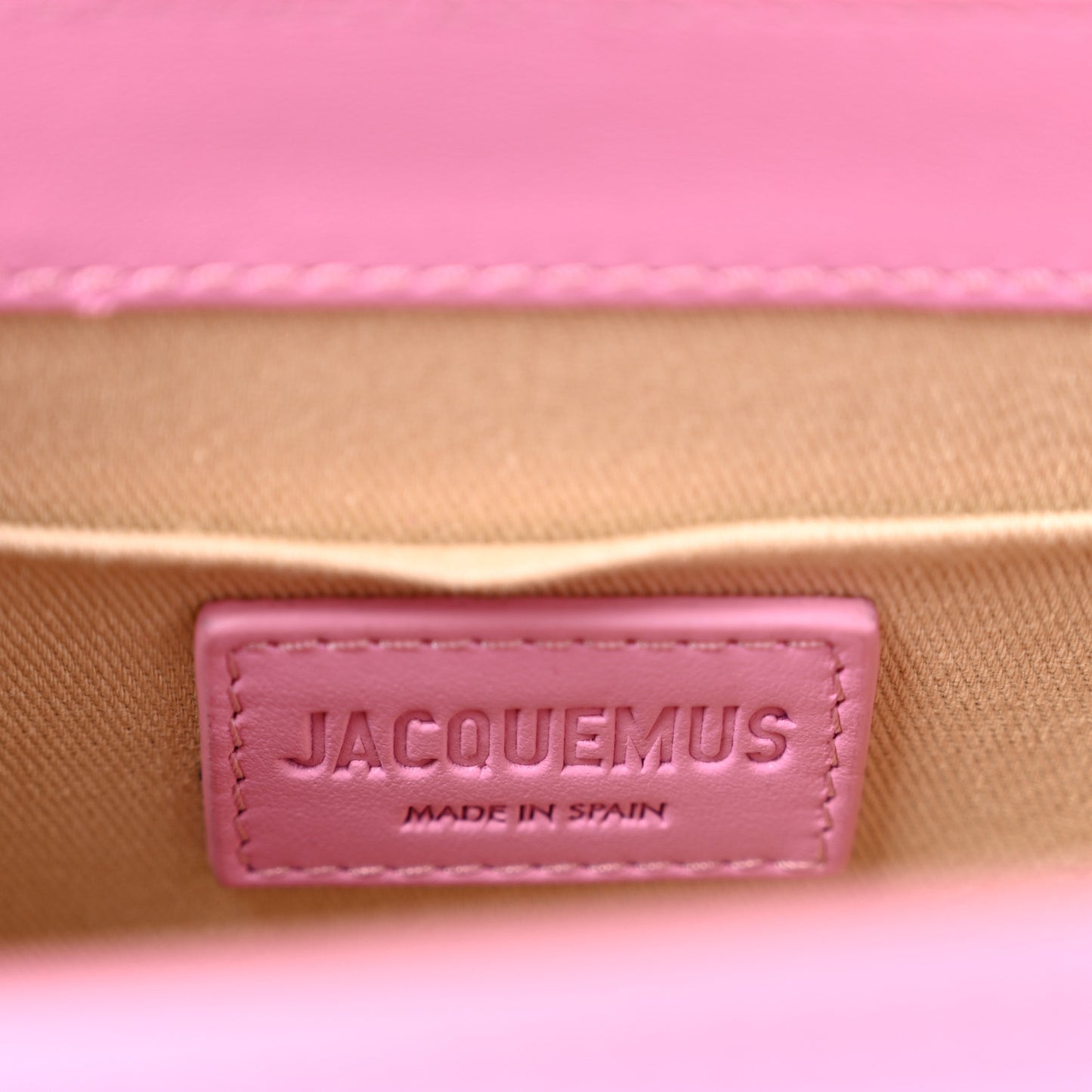 Smooth Calfskin Le Chiquito Noeud Light Pink