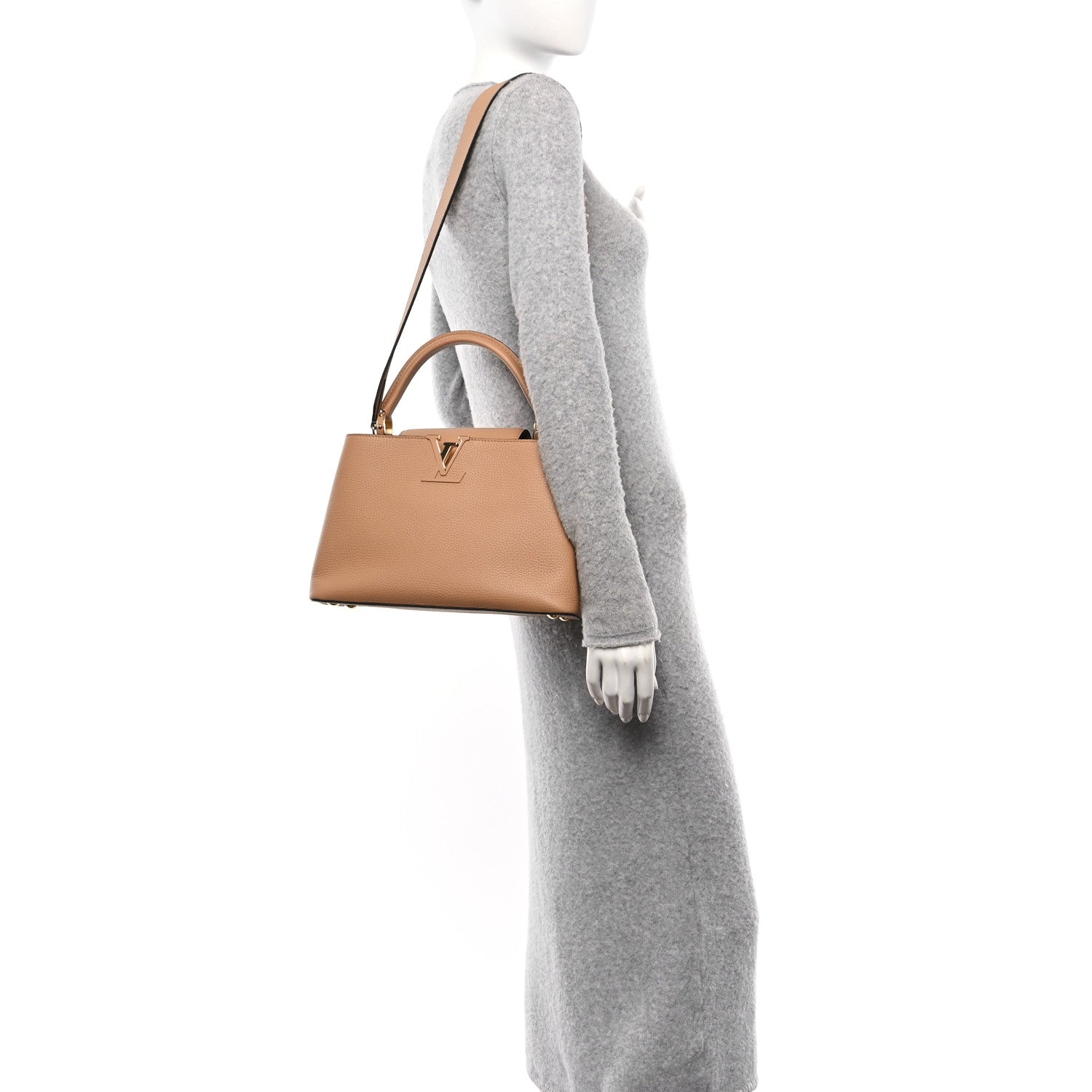 Louis Vuitton Taurillon Capucines MM Arizona 2 of 10