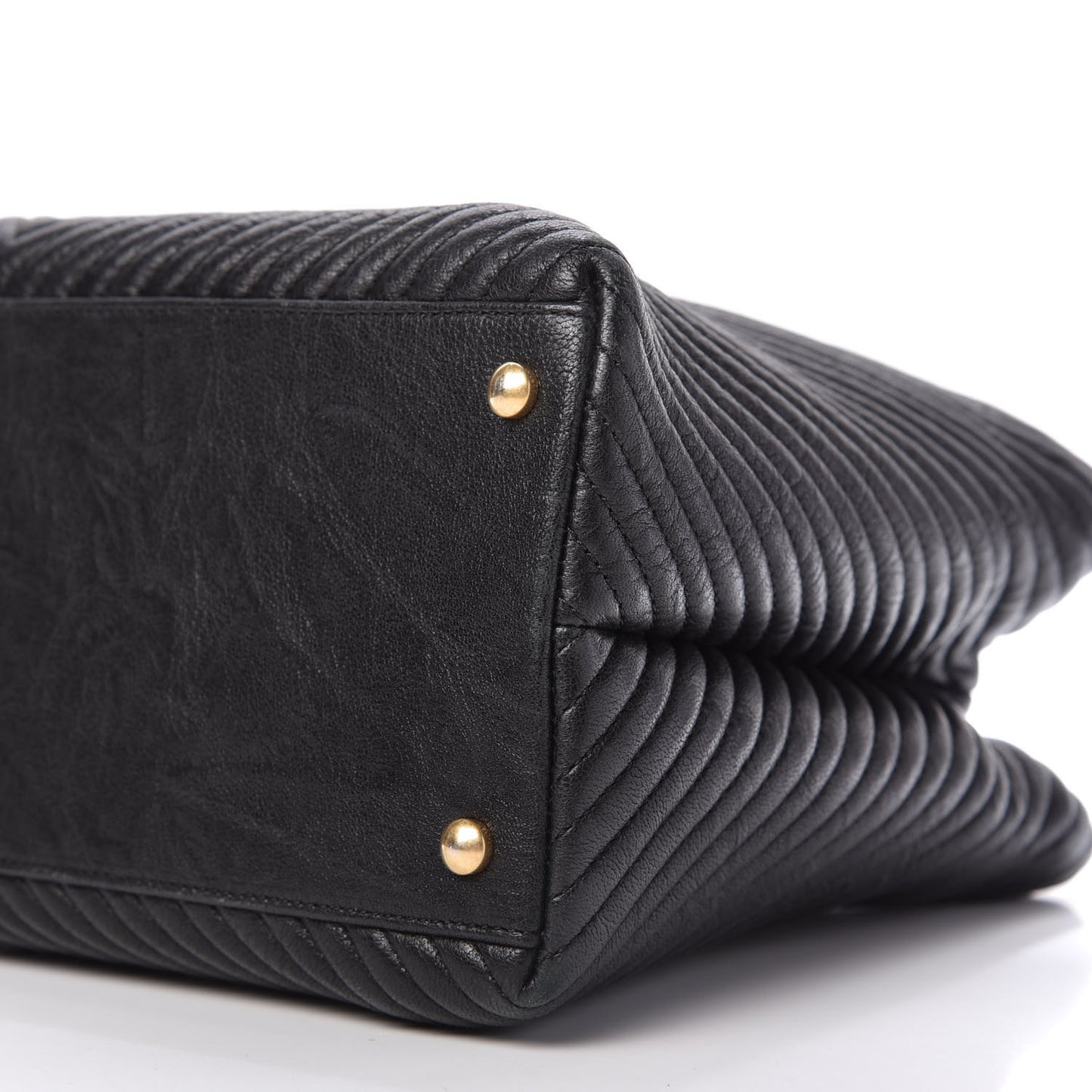 Wrinkled Lambskin Chevron Quilted Surpique Tote Black