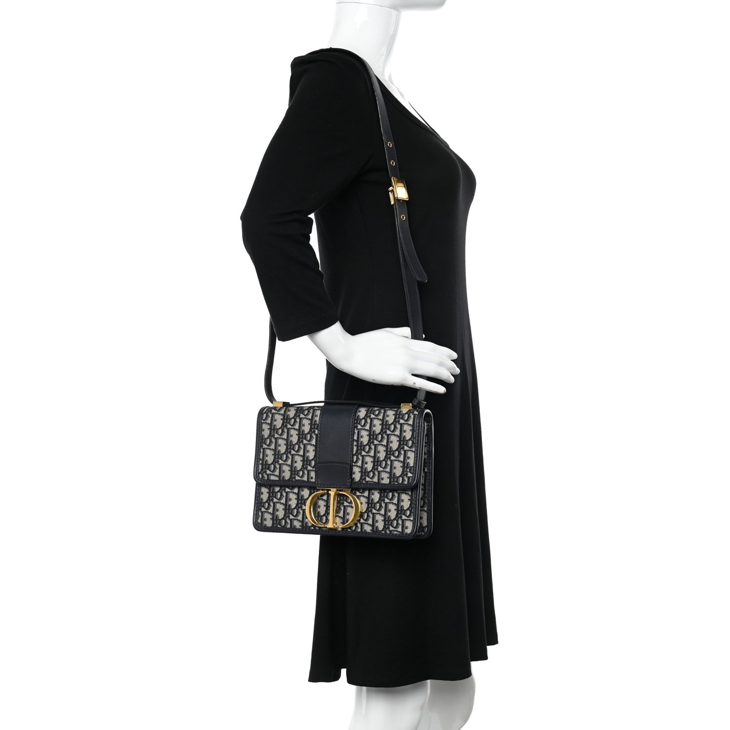 Oblique 30 Montaigne Flap Bag Blue