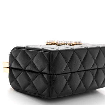 Chanel Lambskin Quilted Pearl CC Vanity Case Black 9 of 12