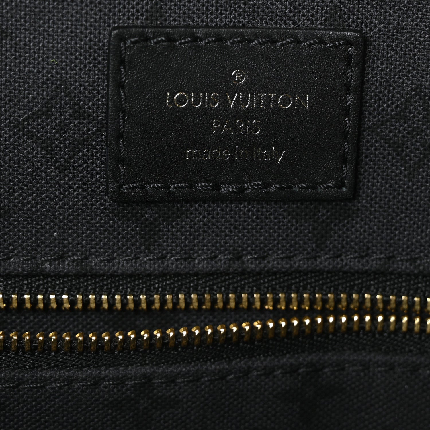 Louis Vuitton Monogram Giant Crafty Onthego GM Creme Rouge Cream Black 5 of 7