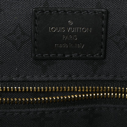 Louis Vuitton Monogram Giant Crafty Onthego GM Creme Rouge Cream Black 5 of 7