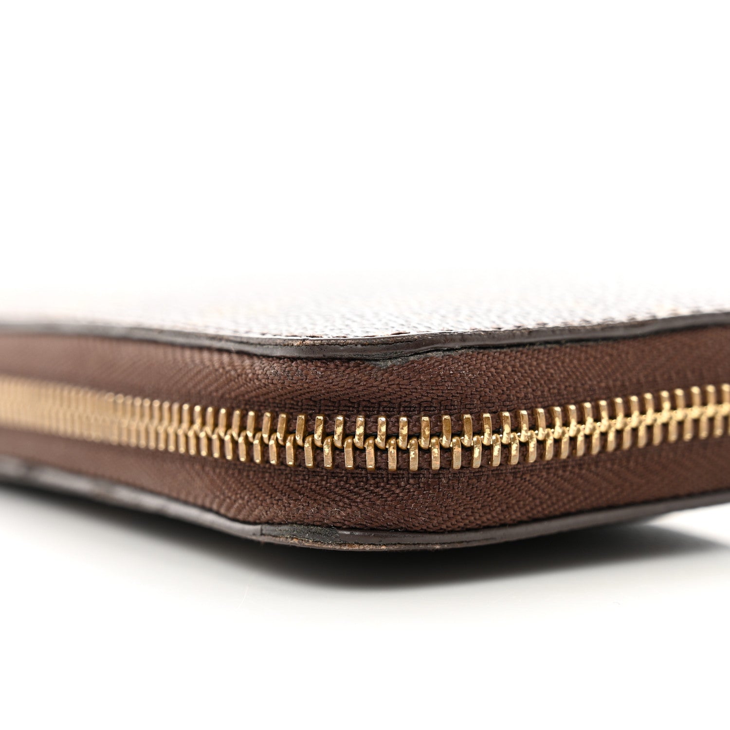 Louis Vuitton Monogram Zippy Wallet 8 of 8