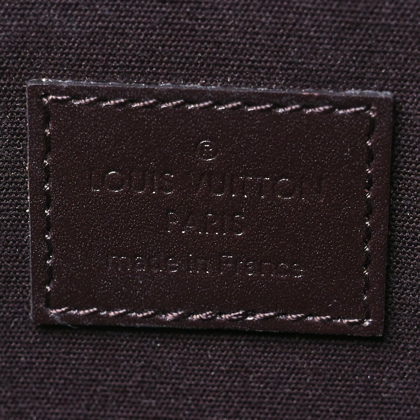Vernis Pochette Felicie Chain Wallet Amarante