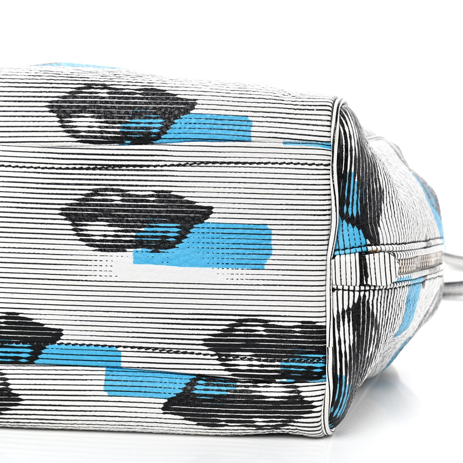 Prada Vitello Daino Lip Print Inside Bag White Azzurro 6 of 8