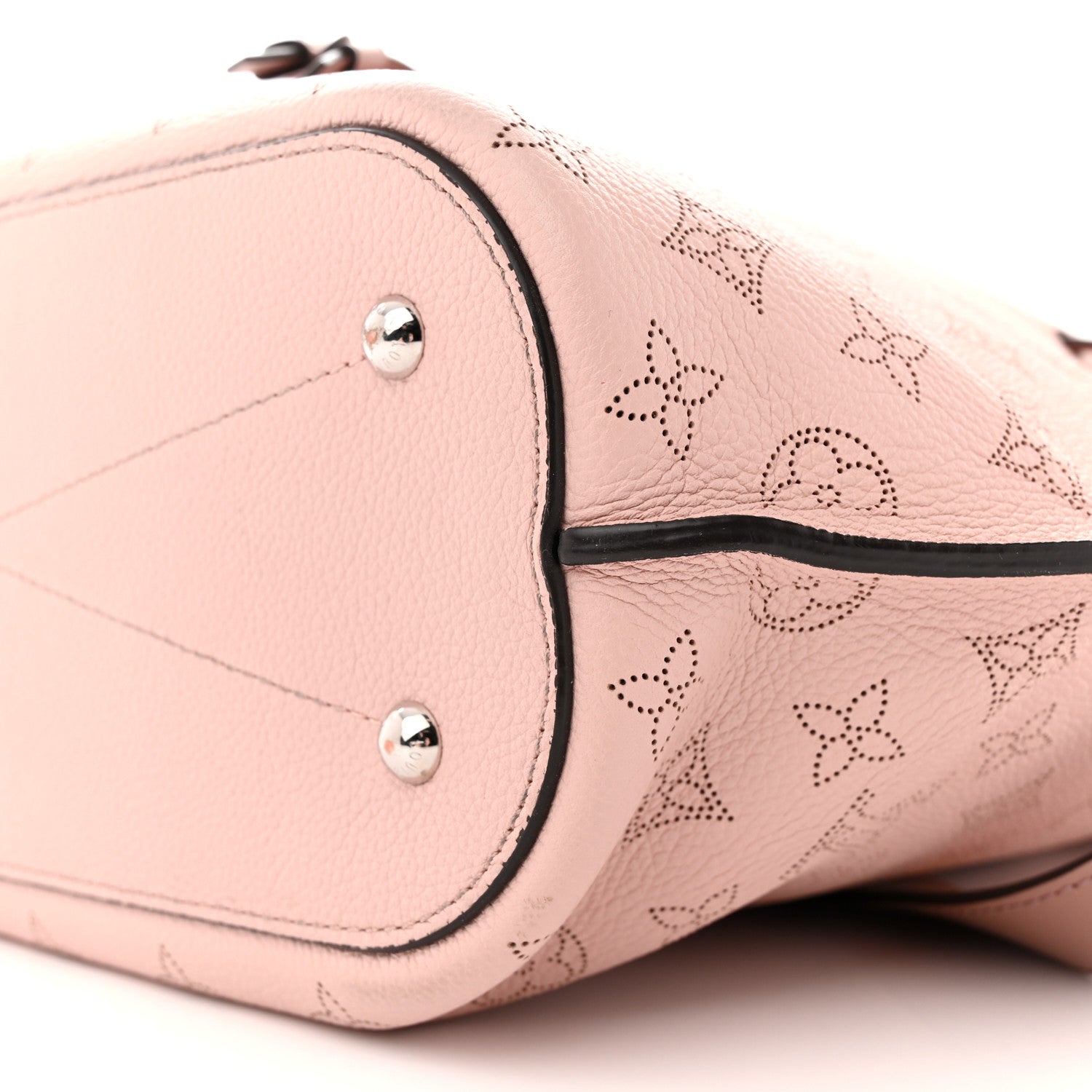 Louis Vuitton Mahina Girolata Magnolia 10 of 16